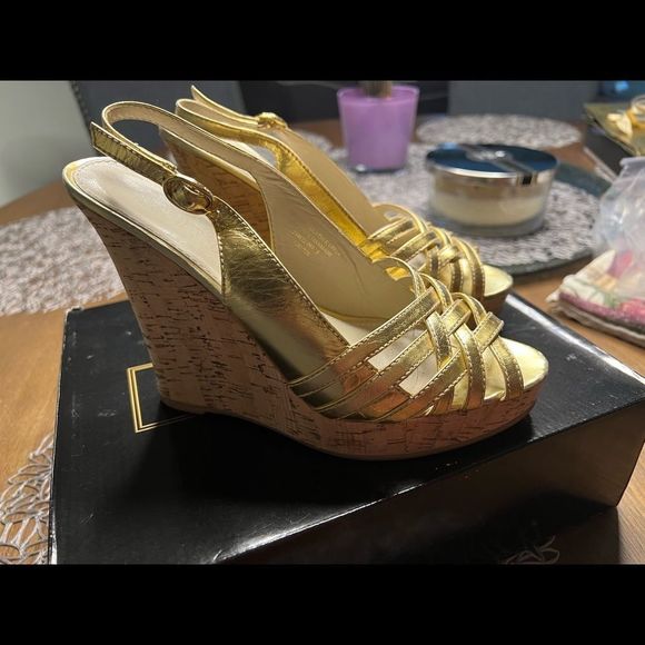 Colin Stuart wedge sandals - Picture 2 of 8